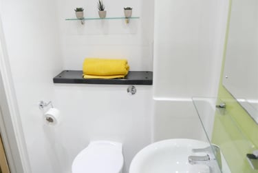 1 bed studio, Edward Street, Netherthorpe, Sheffield, S37HX - Image 5
